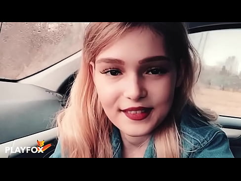 ❤️ Sexy babe cikin farin ciki yana tsotse katin rangwame ❌ Batsa na dubura ☑